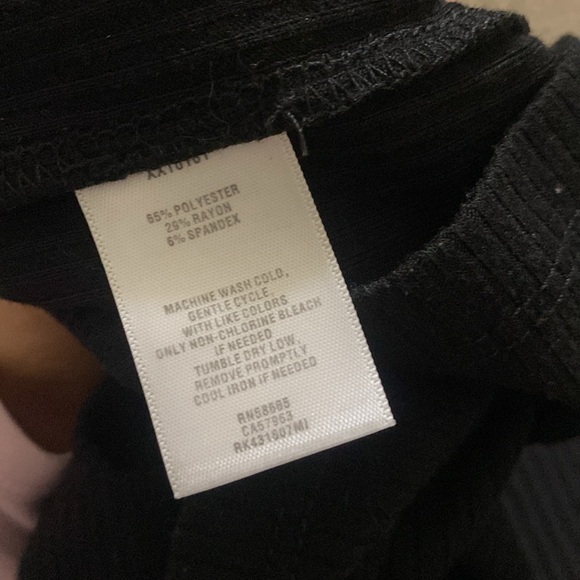 🎱Black Sleeveless Women's V-neck Top! - Picture 6 of 6